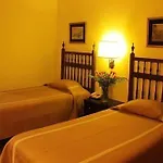 Vice-rei Hotel 2*