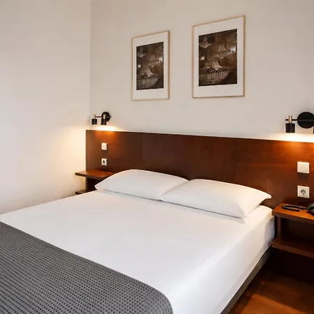 Vice-rei Hotel 2*