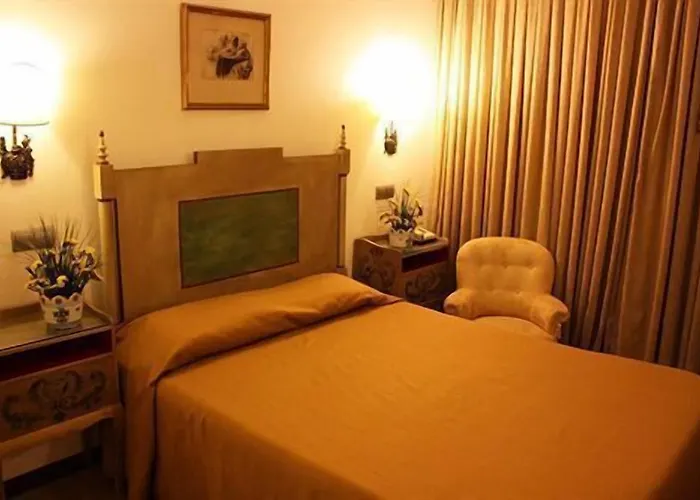 总督酒店 2* 波尔图